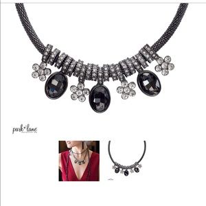 SYMPHONY NECKLACE 🌟🌟🌟🌟🌟 100x better in person